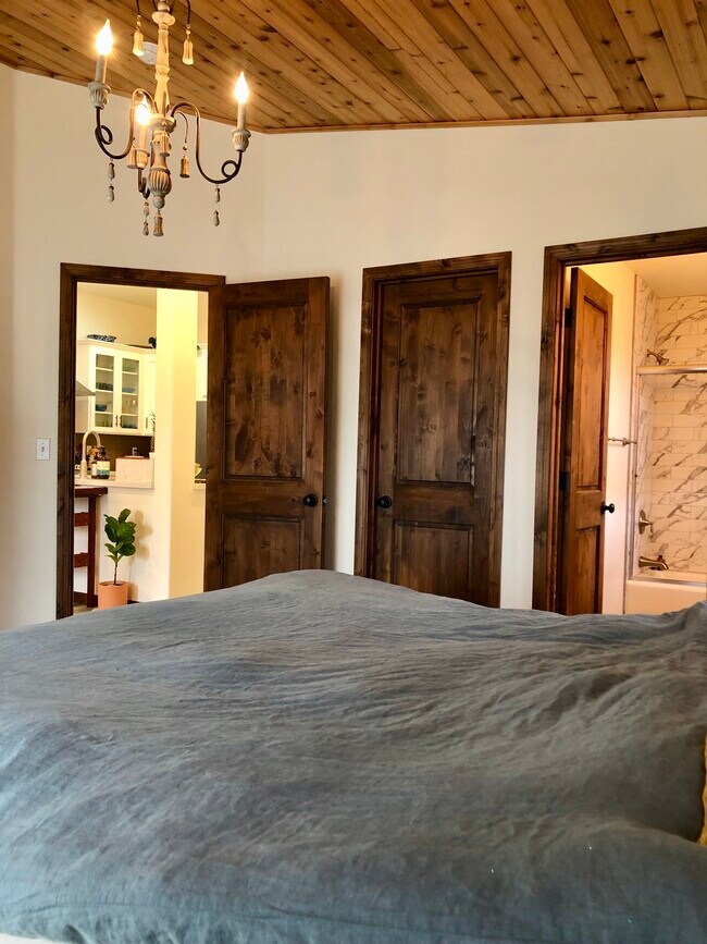 Building Photo - 1519 T St