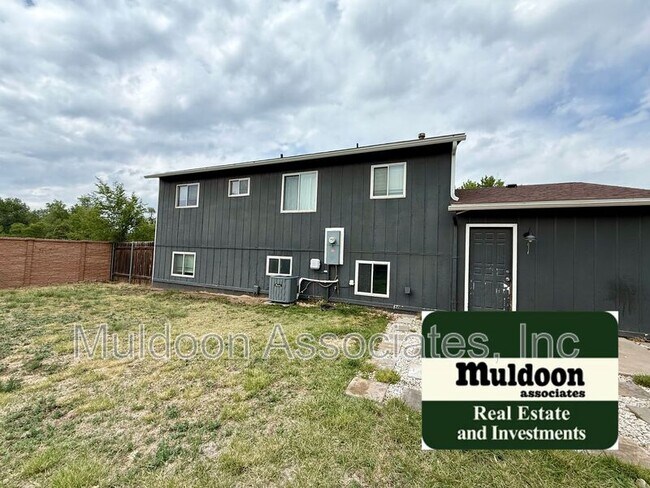 Building Photo - 3965 Colony Hills Cir