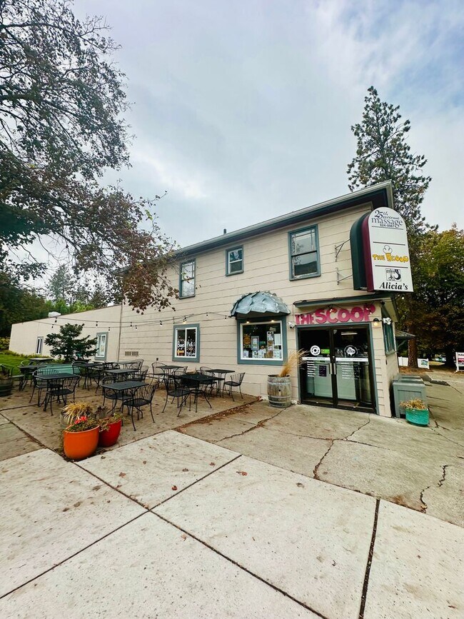 Building Photo - 1000-1003 W 25th Ave