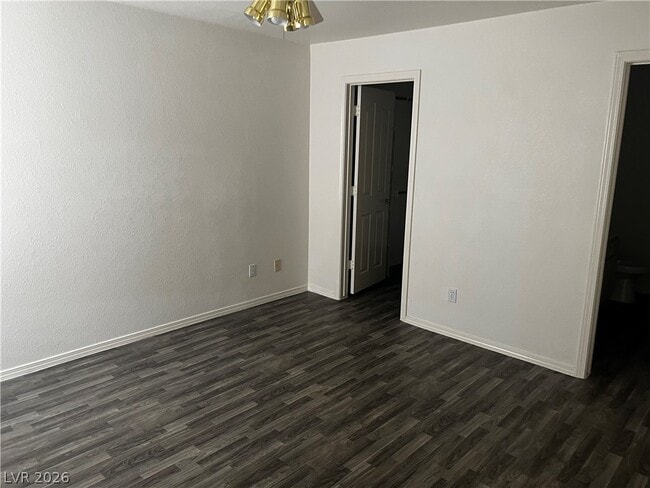Building Photo - 701 Capri Dr