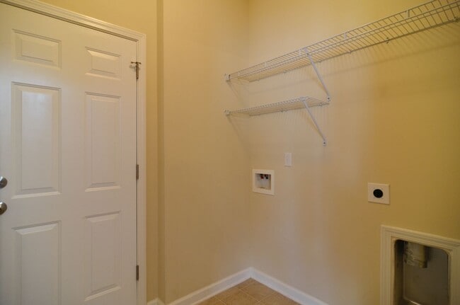 Building Photo - 242 Hawkins Creek Rd