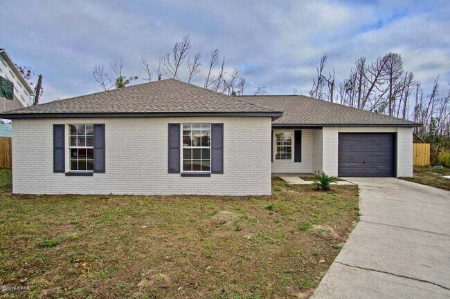 Primary Photo - "Charming 4-Bedroom Home in Panama City wi...