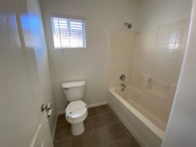 Building Photo - Gorgeous 4 Bedroom Carlsbad Home With A Stunning View and Solar!