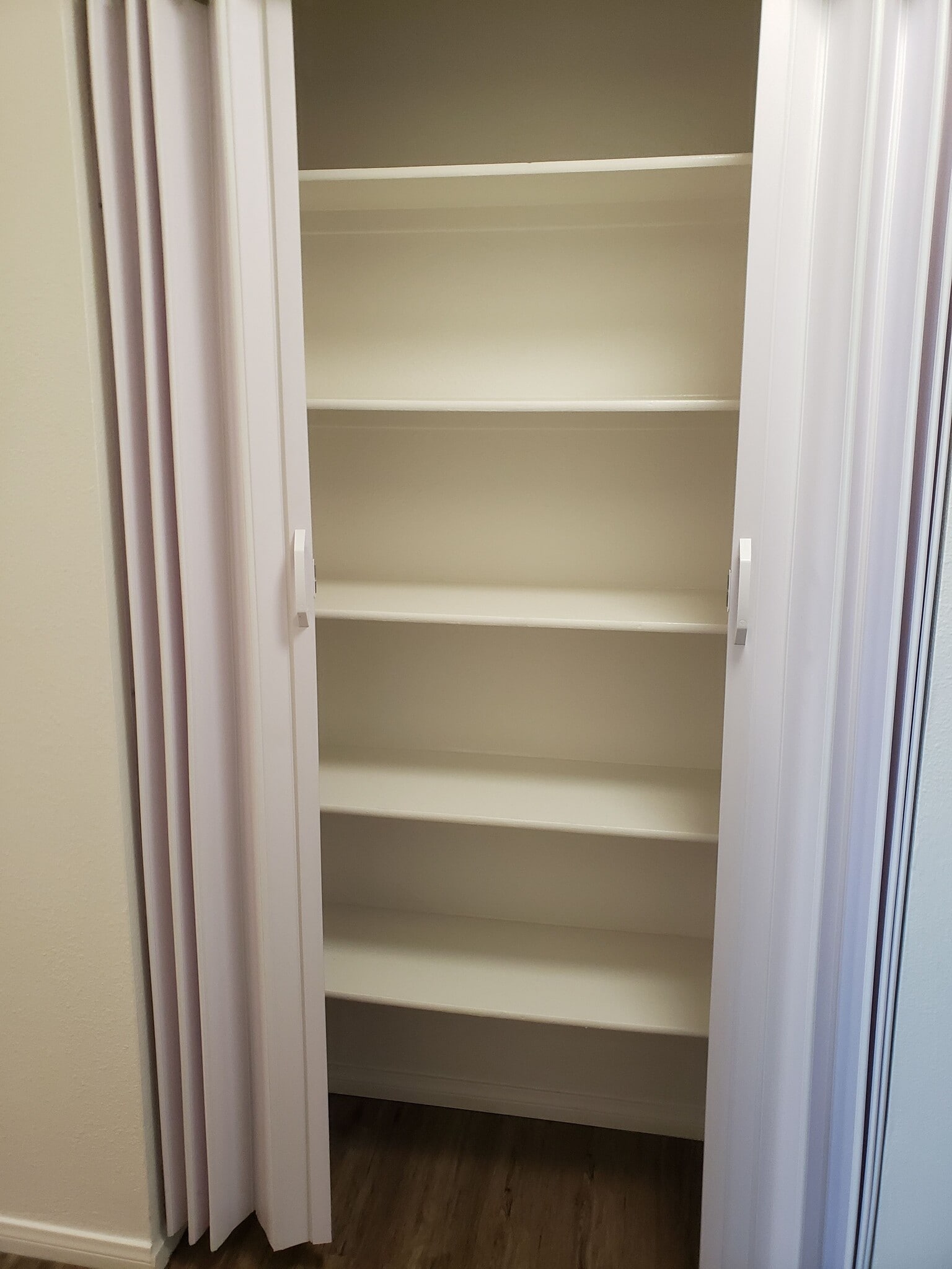 Building Photo - 1261 Victor St