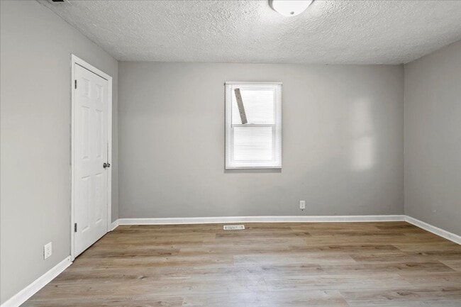 Building Photo - 1744 Dawson St