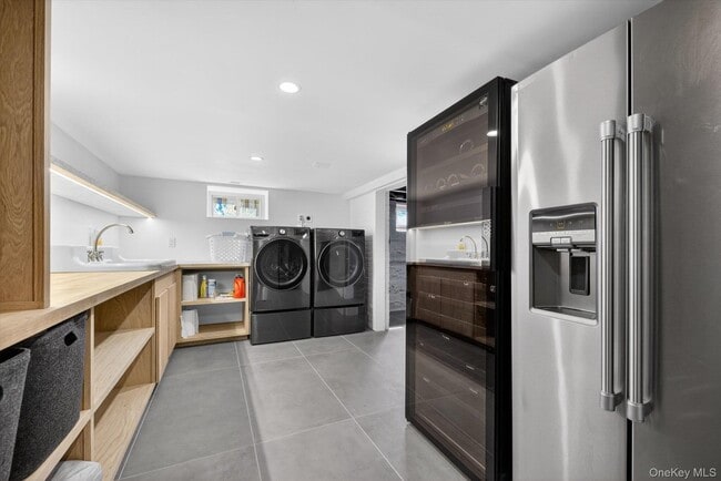 Building Photo - 22 High St