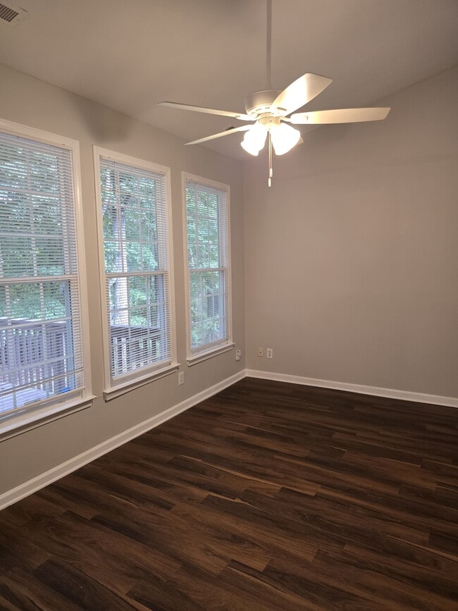 Building Photo - 7803 Harrington Woods Rd