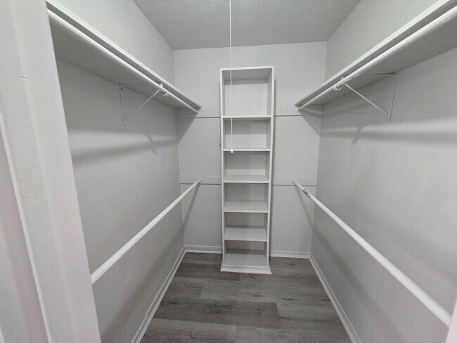 Building Photo - 13441 Blossomheath Ln