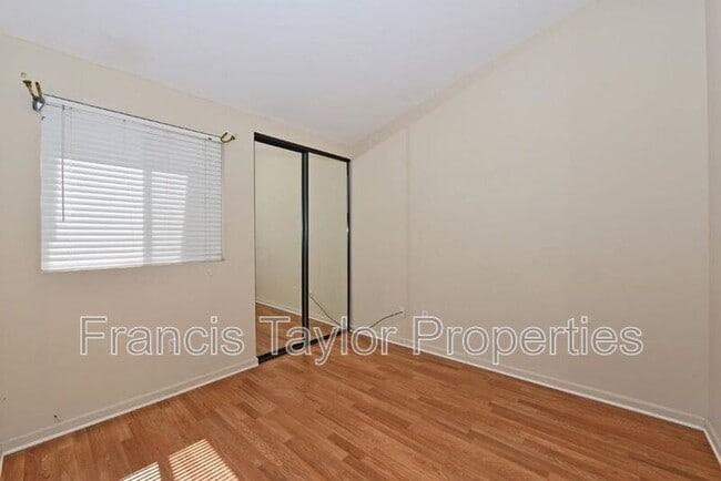 Building Photo - 11893 Caminito Ryone