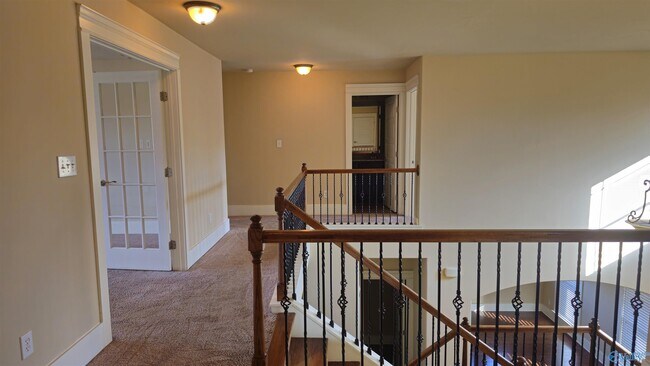 Building Photo - 3 Sudworth Dr SW