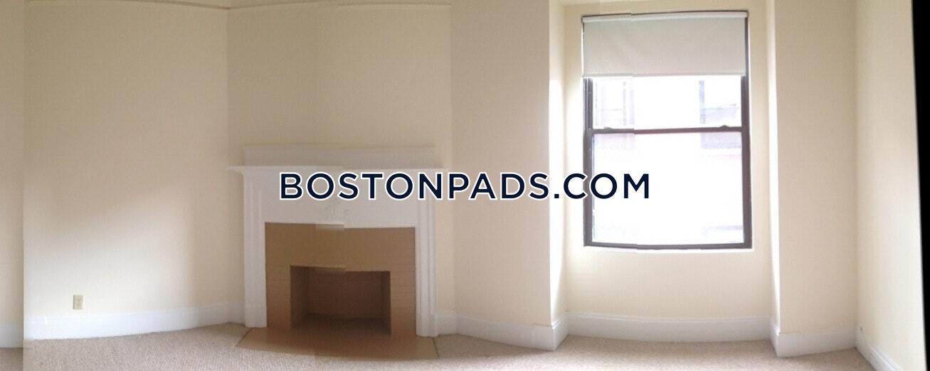 Building Photo - 62 Boylston St