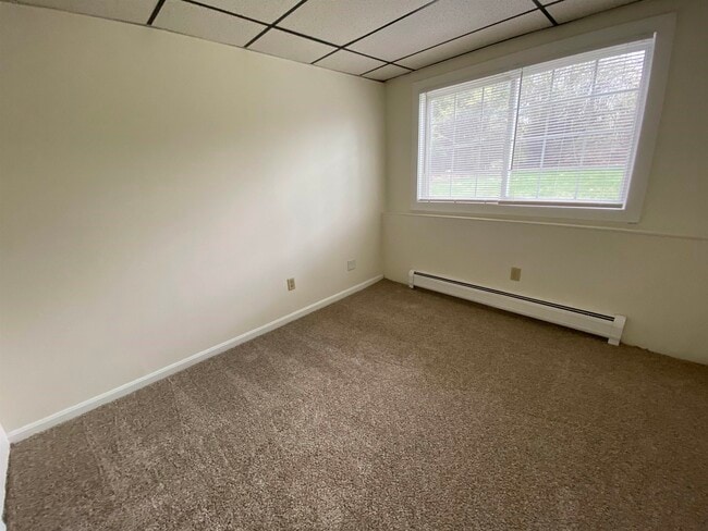 Building Photo - 3931 Brown Ave