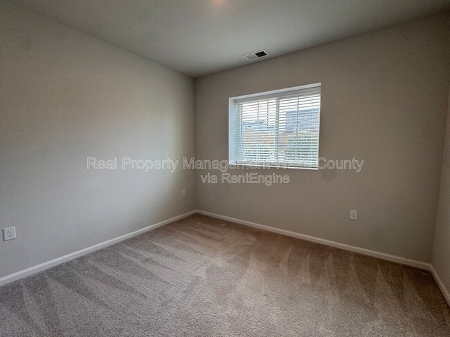 Building Photo - 410 Odham Ln