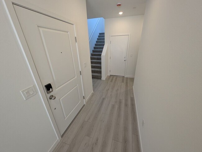 Building Photo - 3339 Rocky Waters Ave