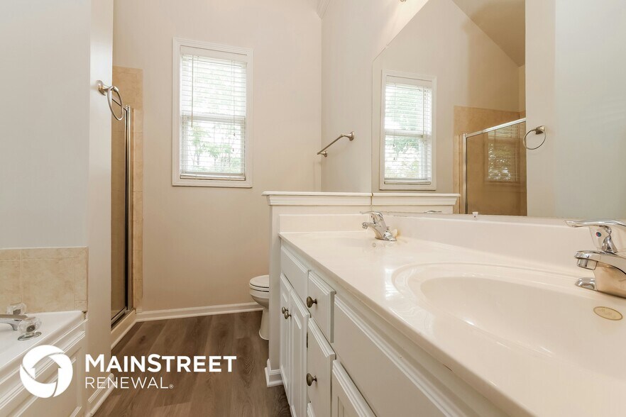 Building Photo - 1411 Russell Road