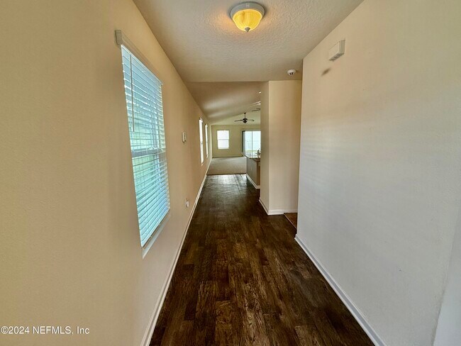 Building Photo - 8352 Cape Fox Dr