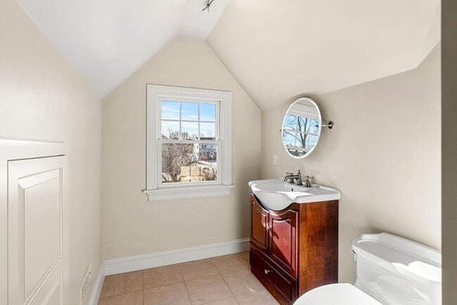 Building Photo - 30R Harbor St