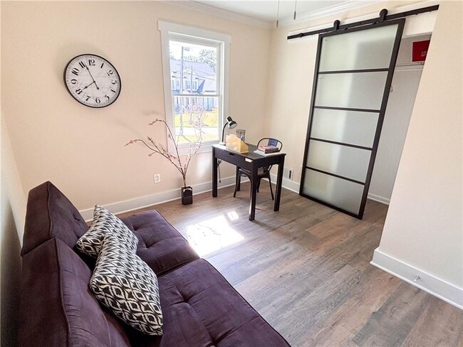 Building Photo - 1912 Canmont Dr NE