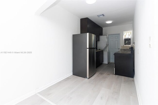 Building Photo - 1840 Fillmore St