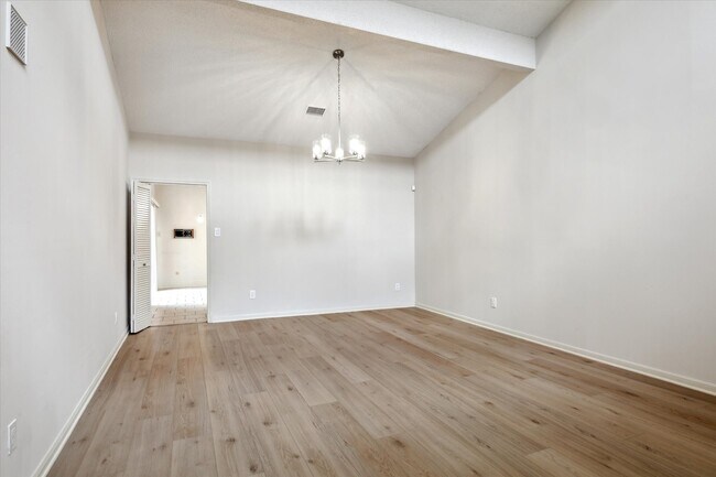 Building Photo - 1808 S Gessner Rd