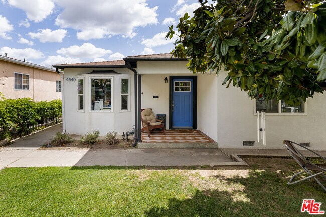 Building Photo - 4540 Catalpa St