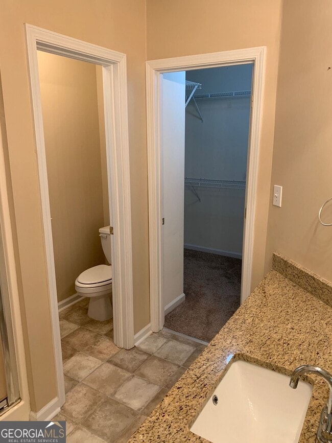 Building Photo - 123 Rayner Dr