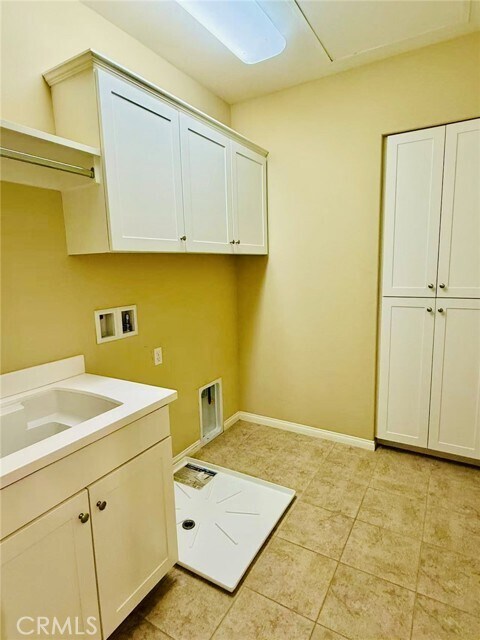 Building Photo - 114 Chestnut Grove