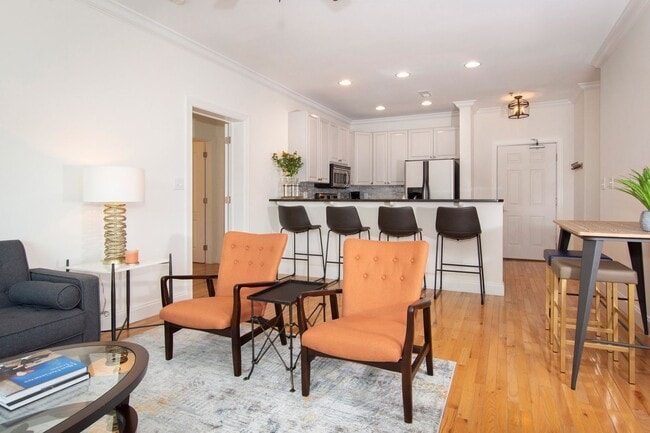 Building Photo - Luxurious Furnished Downtown Condo - 6-18 ...