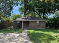 Building Photo - 1005.5 Pine St