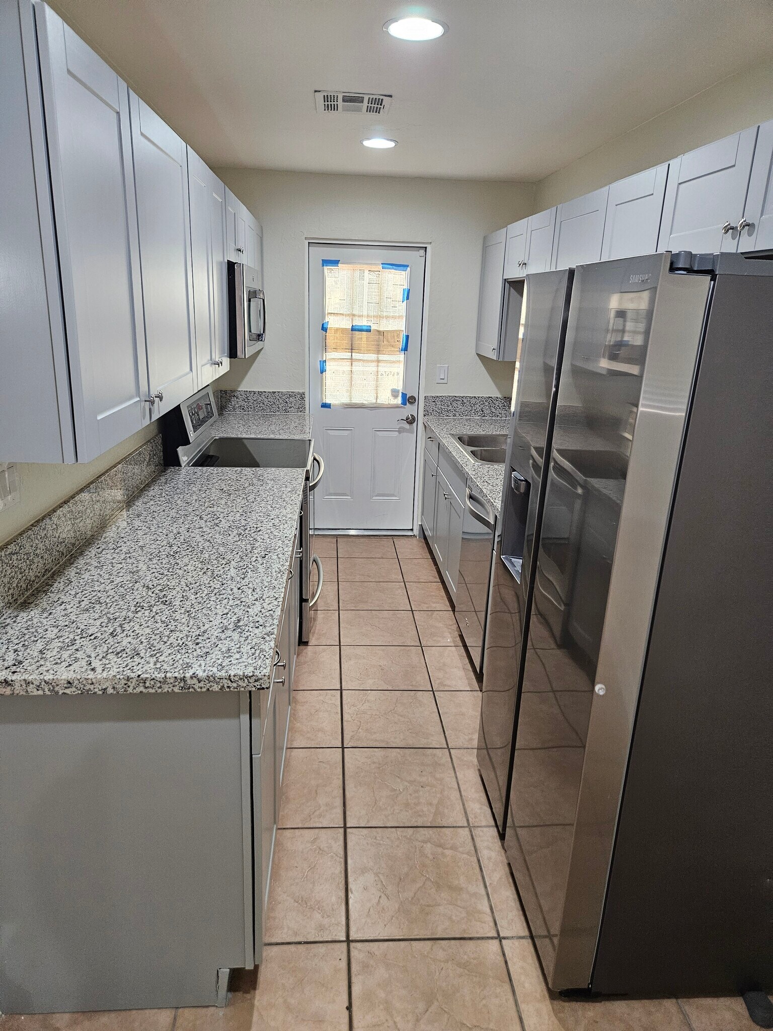 Building Photo - 9628 N 13th St