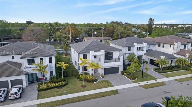 Building Photo - 8267 SW 120th Ter