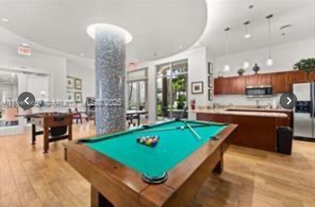 Building Photo - 1830 Radius Dr