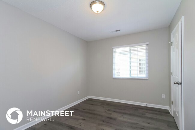 Building Photo - 1719 Hertford St