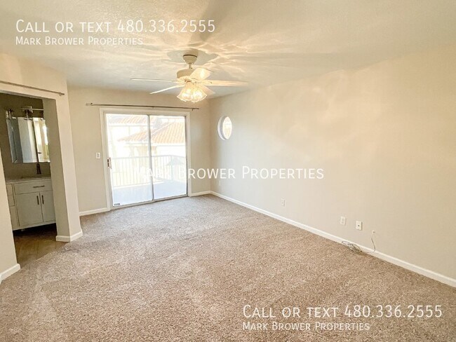 Building Photo - 4102 E Woodland Dr