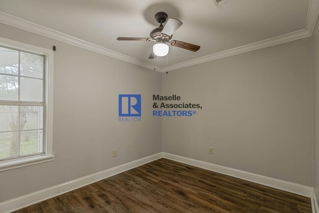 Building Photo - 3 Bed/2 Bath Home in Brandon