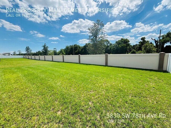 Building Photo - 5830 SW 78th Ave Rd