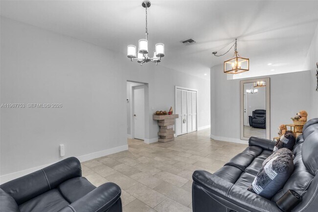 Building Photo - 1515 SW 65th Pl