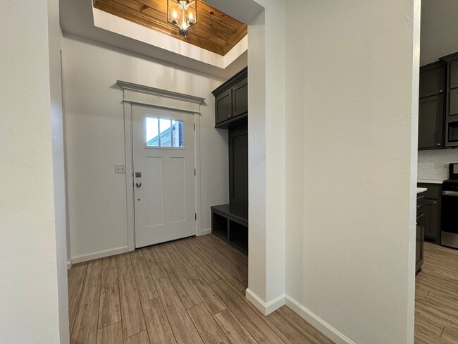 Building Photo - Beautiful 3 Bedroom Home in Azalea Farms in Noble