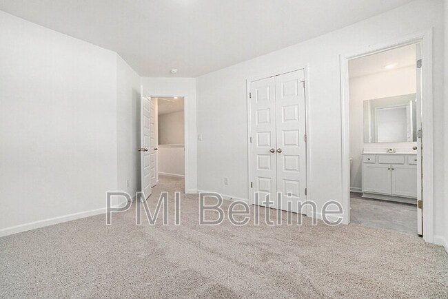 Building Photo - 6229 Honeybell Aly