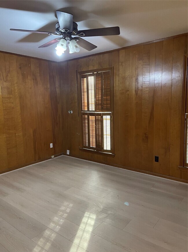 Building Photo - 7815 Small Leaf Cir