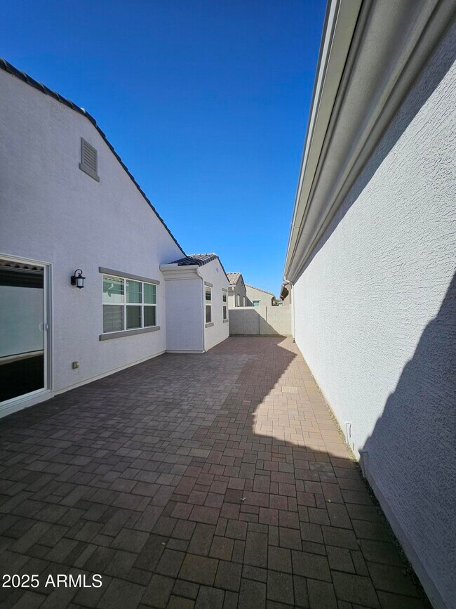 Building Photo - 3852 E Bartlett Way