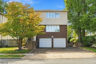 Building Photo - 363 2nd Ave