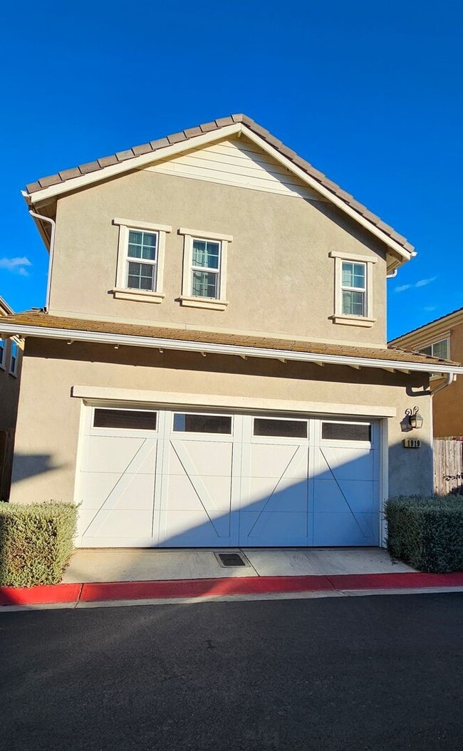 Building Photo - Beautiful Newer Two Story Home in the Gated Community of HG Gardens