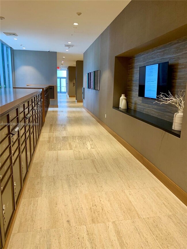 Building Photo - 16385 Biscayne Blvd