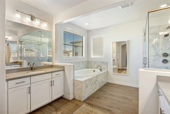 Building Photo - 4196 E Coconino Pl