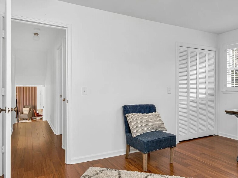 Building Photo - 5104 Victoria Cv