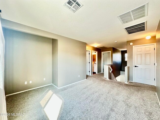 Building Photo - 13696 E Shadow Pines Ln