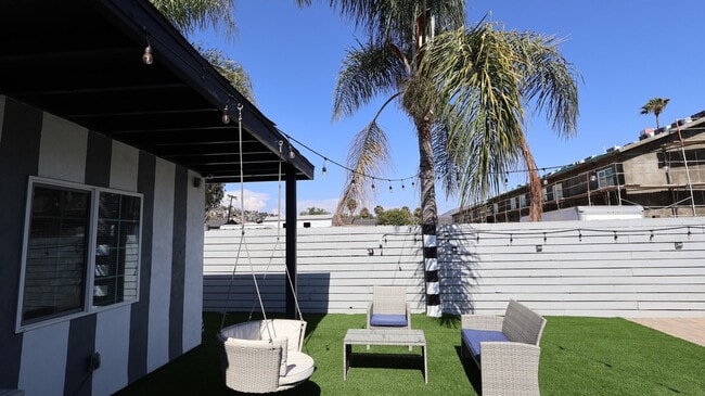 Building Photo - 1059 Gillespie Dr