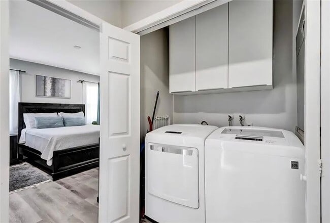 Building Photo - 2413 SW 58th Manor