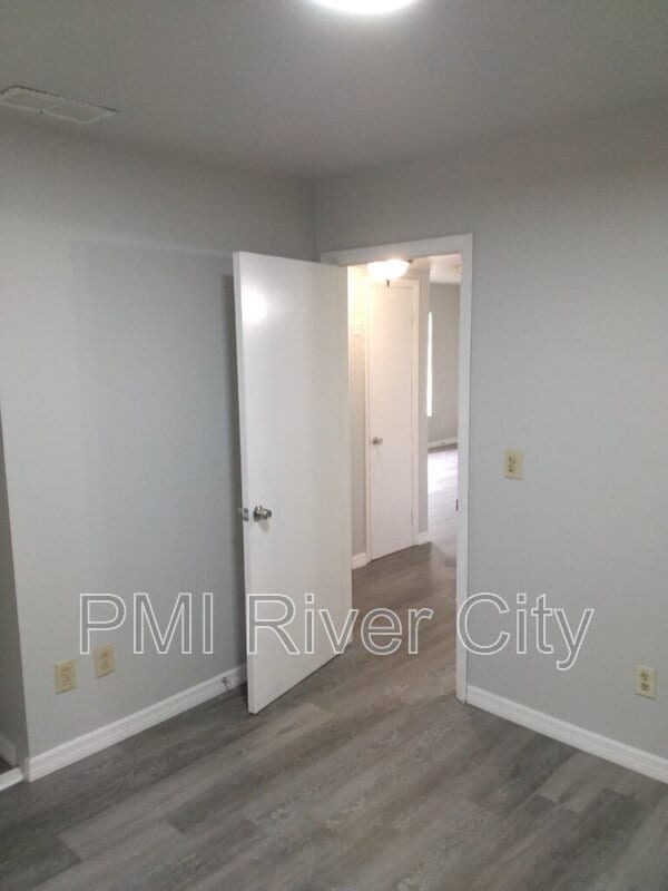 Building Photo - 8147 Bazaine Dr